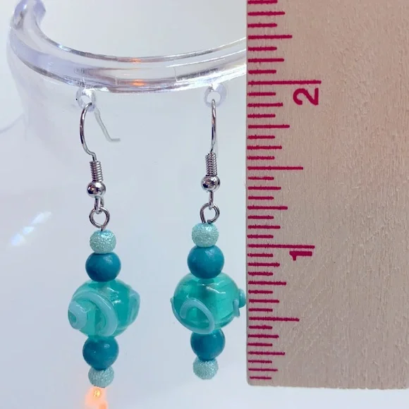 🖤Pick Any 3 for $12🖤 Beaded Dangle Earrings - Picture 3 of 5